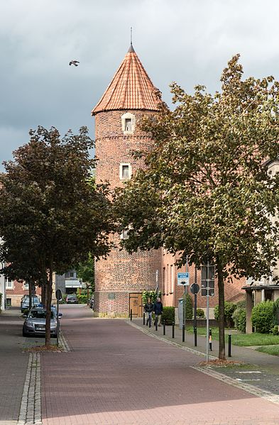 File:Dülmen, Lorenkenturm -- 2014 -- 0152.jpg