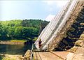 Дамба водохранилища Деруэнт