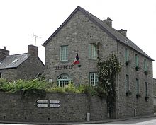 File:Dingé_(35)_Mairie.jpg