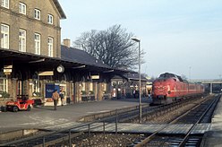 De MA 464 in de oorspronkelijke kleurstelling te Varde in 1975