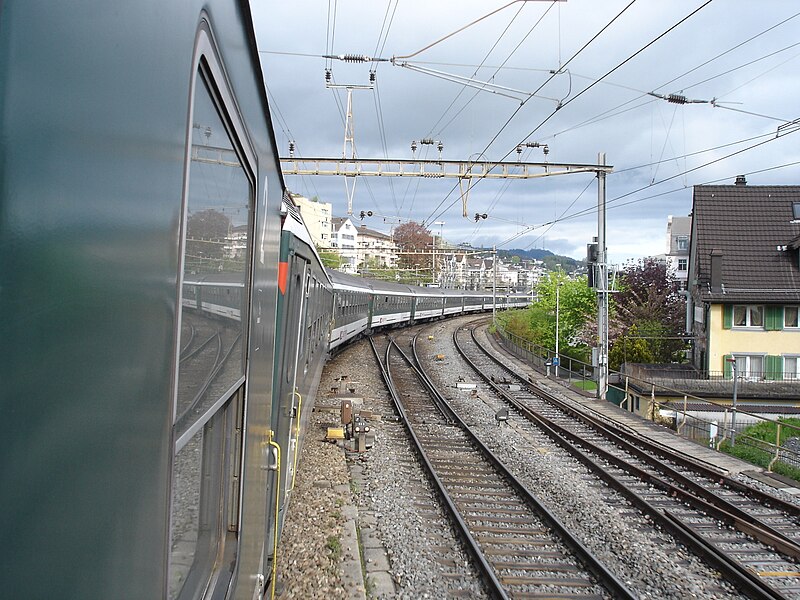 File:EXT10173 Thalwil 010508.jpg