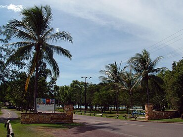 East Point Reserve entrance.jpg