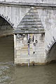 Echelles hydrographiques Pont Royal Paris.jpg