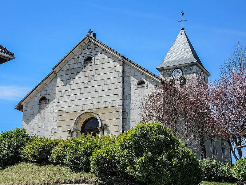 File:Eglise Saint-Blaise. Lalleyriat.jpg