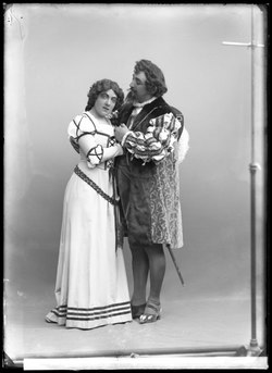 Elin Linnander and Alexander Kirchner in Faust at Kungliga Operan 1910 - SMV - GK027.tif