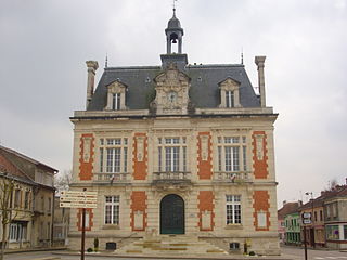 <span class="mw-page-title-main">Fère-Champenoise</span> Commune in Grand Est, France