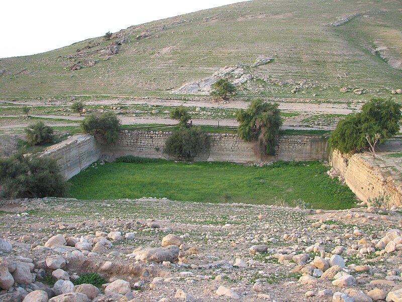 File:Fatzael Springs and water system 030.JPG