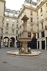 Vignette pour Fontaine de la cour du 15 rue du Louvre