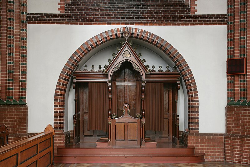 File:Görlitz - An der Jakobuskirche - Jakobuskathedrale in 04 ies.jpg