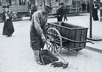 Renhållning Och Sophämtning I Stockholm: Historik, Avträdesrenhållning, Gaturenhållning