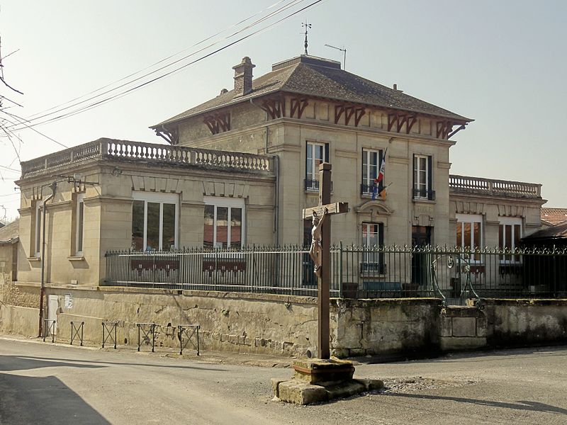 File:Gilocourt (60), mairie-école, rue des Sallez.jpg