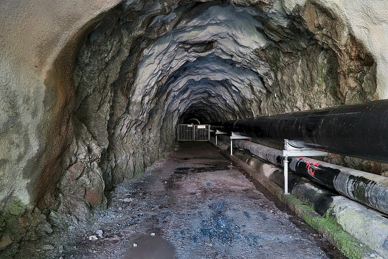 File:Gredetsch Valley VS - Water Tunnel (28462835102).jpg
