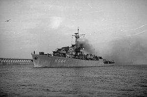 HMS Cawsand Bay 1946 IWM FL 7754.jpg