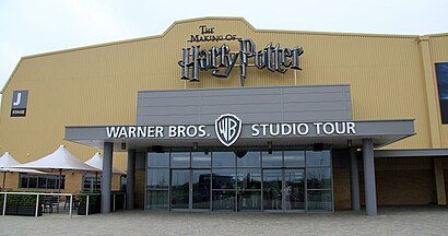 How to get to Warner Bros. Studios Leavesden with public transport- About the place