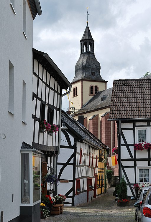 Heimbach Teichstraße und Pfarrkirche