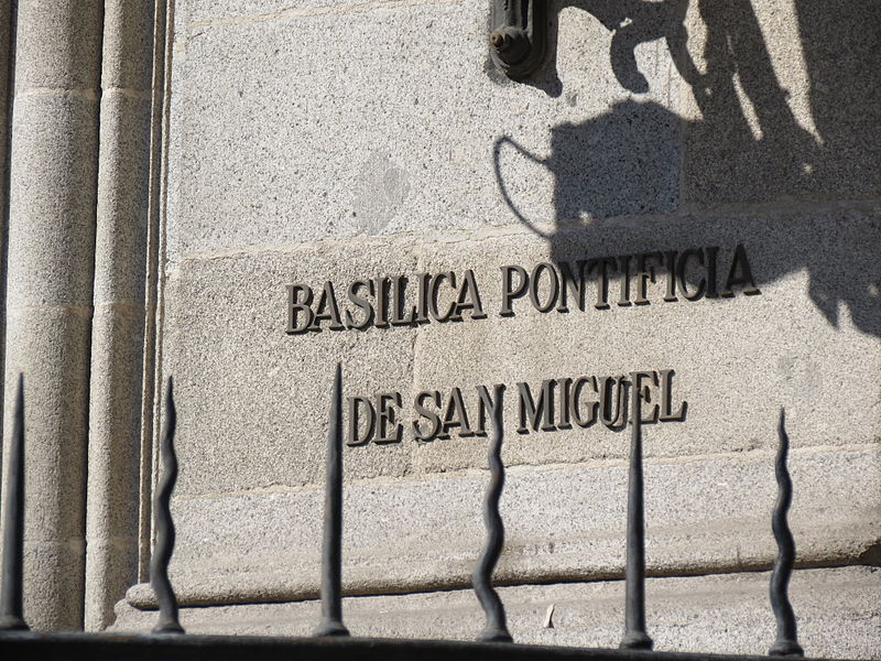 Iglesia Pontificia de San Miguel 02262012 0677.JPG