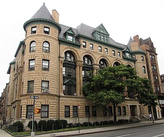 <span class="mw-page-title-main">Imperial Apartments</span> Residential building in Brooklyn, New York