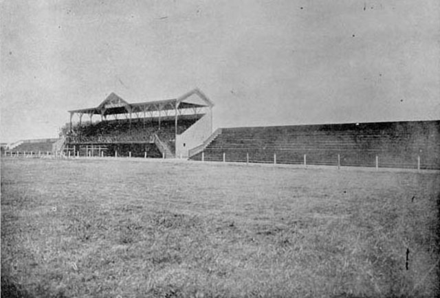 The first stadium of the club, "Crucecita", in 1922. Independiente played there until 1928