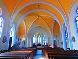 Interior eglise Mont St Martin.JPG