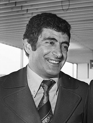 <span class="mw-page-title-main">Ivan Vutsov</span> Bulgarian footballer and coach (1939–2019)