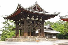 Plik:JP-Nara-Todai-ji-Glockenturm.JPG