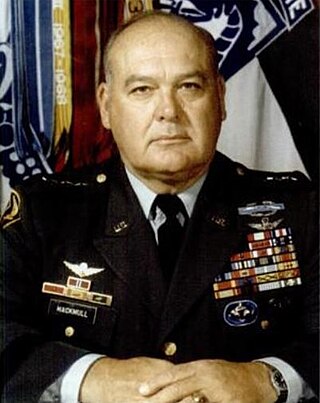 <span class="mw-page-title-main">Jack V. Mackmull</span> United States Army lieutenant general