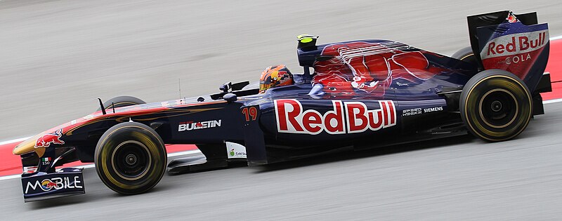 File:Jaime Alguersuari 2011 Malaysia FP2.jpg