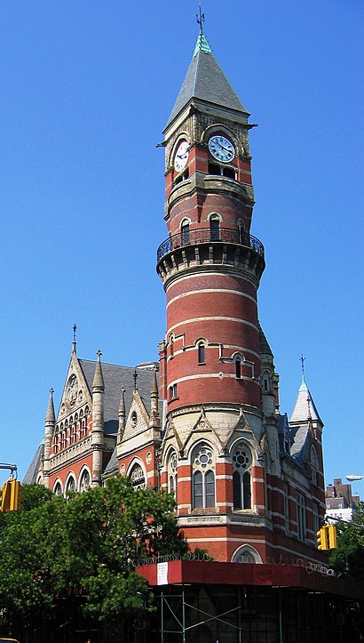 How to get to Jefferson Market Library with public transit - About the place