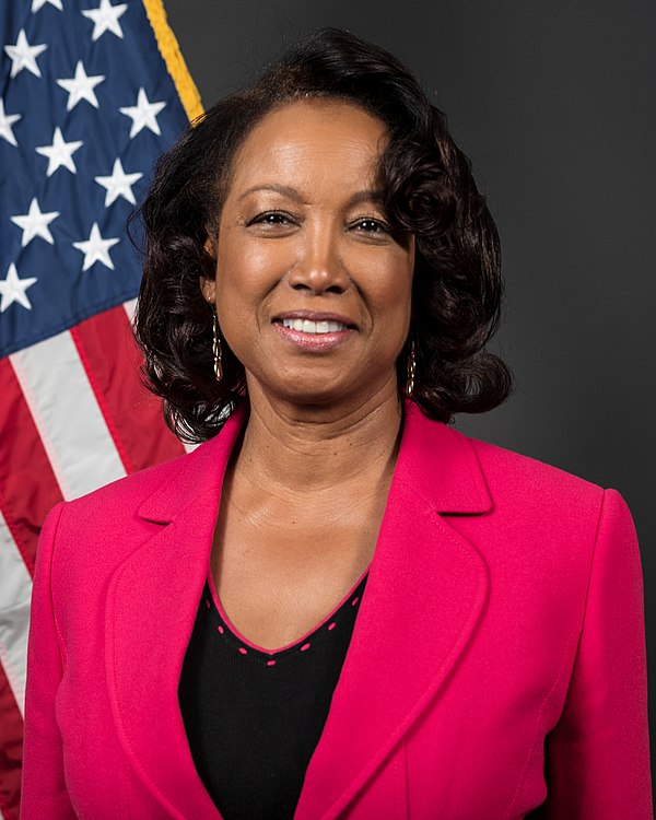 Official portrait, 2018