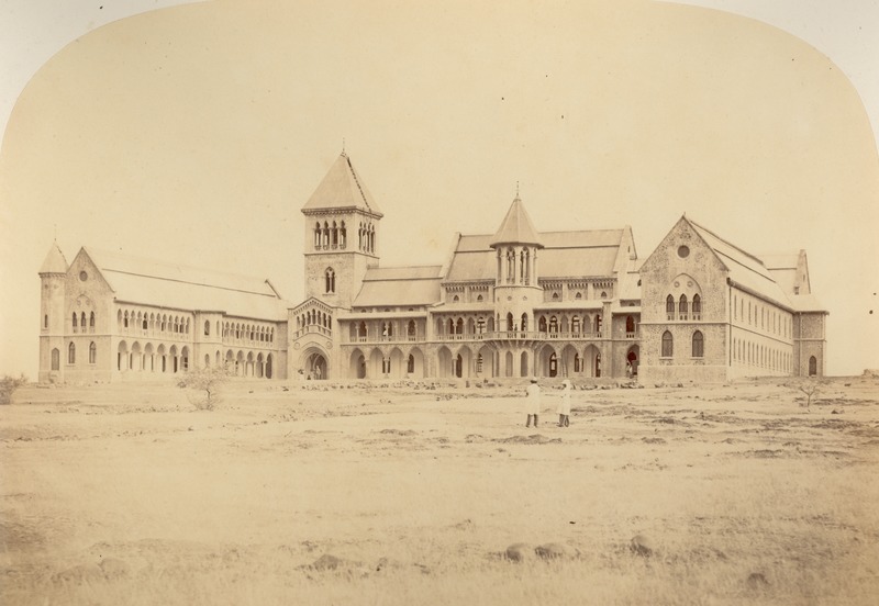 File:KITLV 100100 - Unknown - Deccan College in Poona in India - Around 1875.tif