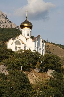 Yukarı Kastropol'daki Kazan Kilisesi