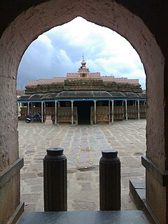 Kundgol Shambhulinga Temple.