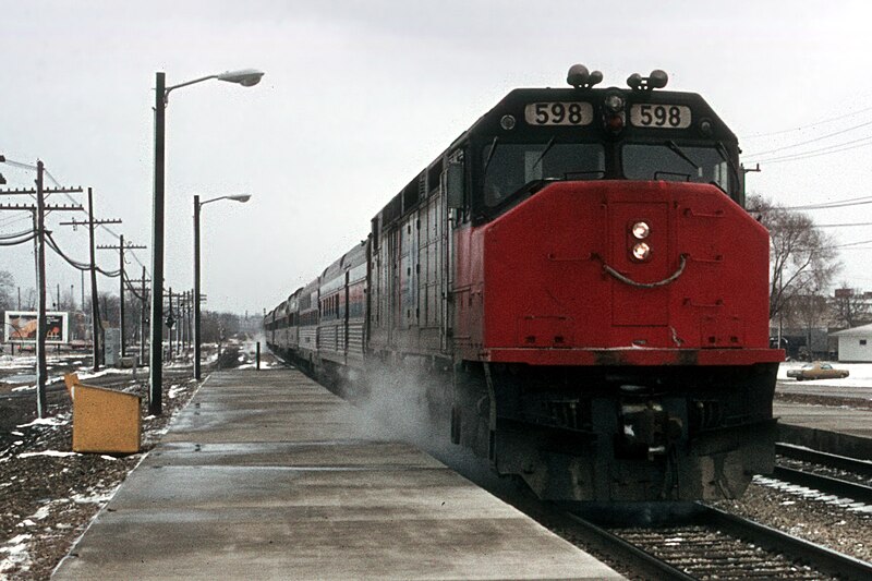 File:Lake Shore Limited at South Bend station, February 1976.jpg