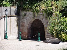 Vestiges d'une porte, rue de la Haute-Batterie