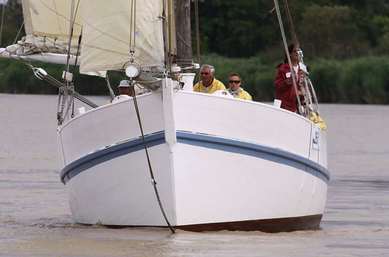 File:Le sloop ostréicole Coppelia (7).JPG