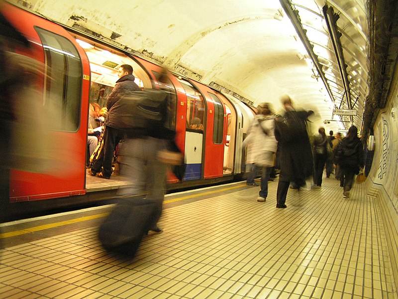 File:London Underground in motion.jpg