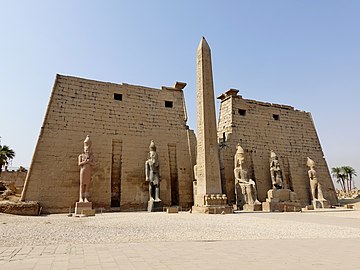 Pylon of the Temple of Luxor with the remaining Luxor Obelisk in front (the second is today on the Place de la Concorde in Paris)