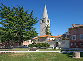 Deutsch: Glockenturm der Euphrasius Basilika in Poreč, Kroatien English: Belltower of the Euphrasian Basilica in Poreč, Croatia Camera location 45° 13′ 41.97″ N, 13° 35′ 32.5″ E  View all coordinates using: OpenStreetMap