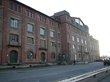 Weinlagerhaus im ehemaligen Hafen