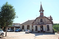 Mairie de Lavault-Sainte-Anne en juillet 2014.jpg