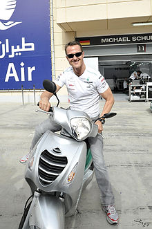 Micheal Schumacher di Bahrain 2012.jpg