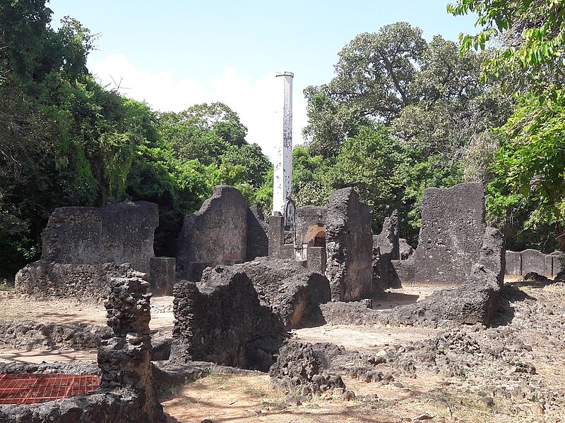 File:Mnarani Ruins.jpg