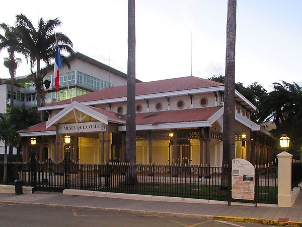 Image: Musee de la Ville de Noumea (32058171408)