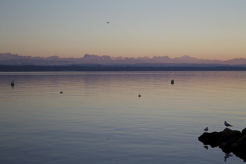 File:Neuchâtel, Switzerland - panoramio (288).jpg