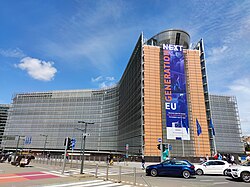 NextGenerationEU - StrongerTogether - Recovery plan for Europe - Plan de relance pour l'Europe - Heerstelplan voor Europe - Berlaymont.jpg