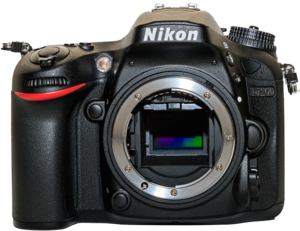 Nikon D7200 01-2016 img2 body front transparent.png