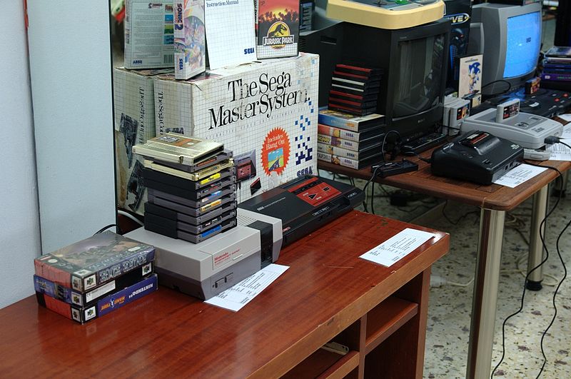 File:Nintendo & Sega - Retrosystems 2010.jpg