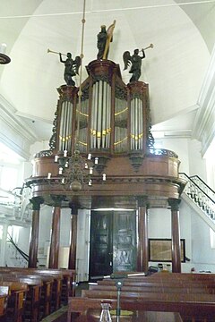 Orgel van de Hervormde kerk Paramaribóban. JPG