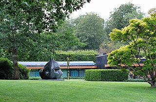 <span class="mw-page-title-main">Louisiana Museum of Modern Art</span> Art museum in Humlebæk, Denmark