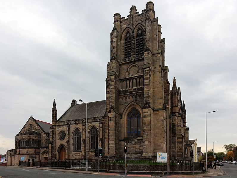 File:Oxton Congregational church from Balls Road East.jpg